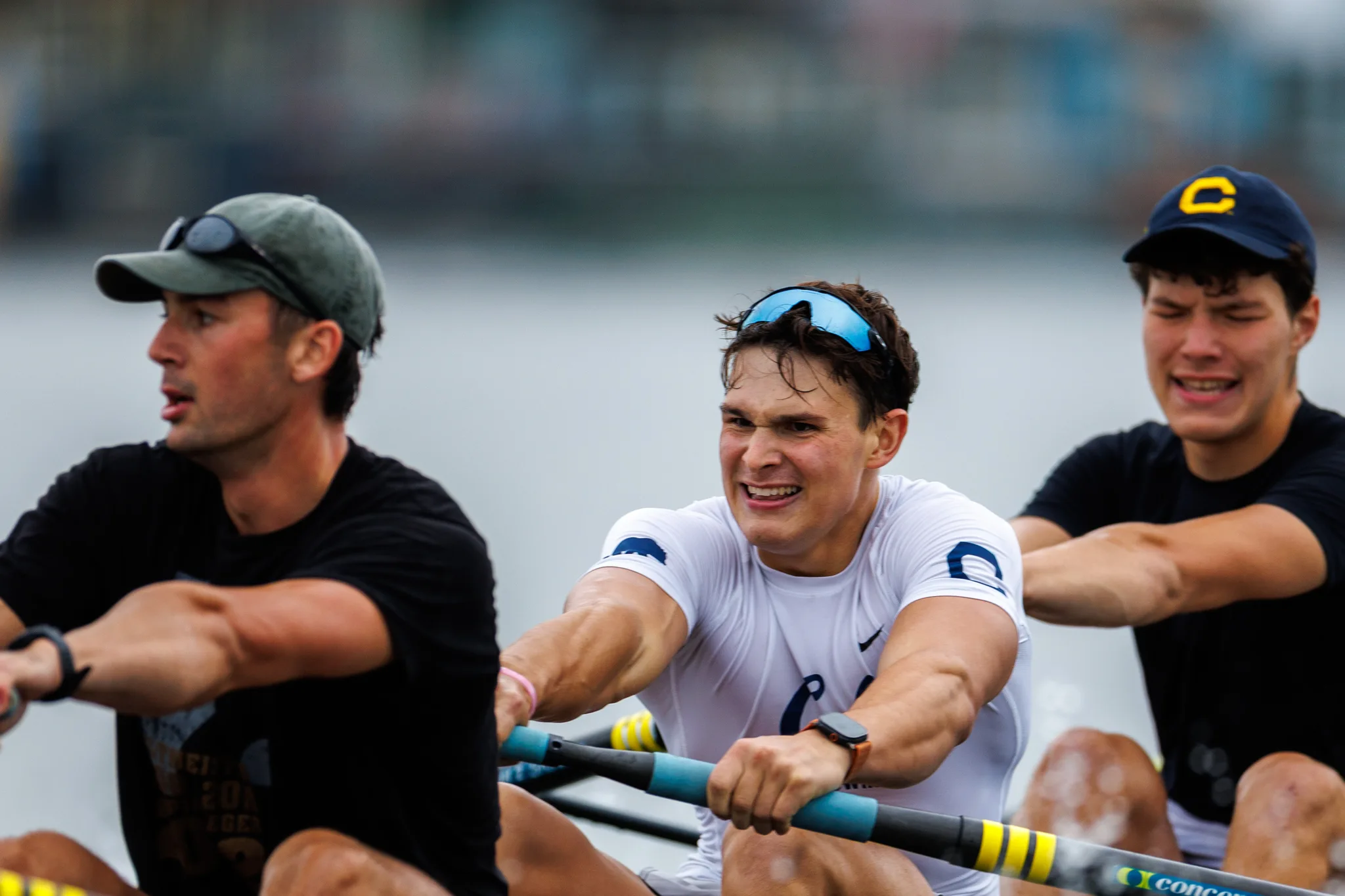 OAKLAND, CA :  September 19 2026. University of California Men’s Crew practice on the Oakland/Alameda Estuary. At the T. Gary Rogers Rowing Center. (Photo by Zach Franzezn)