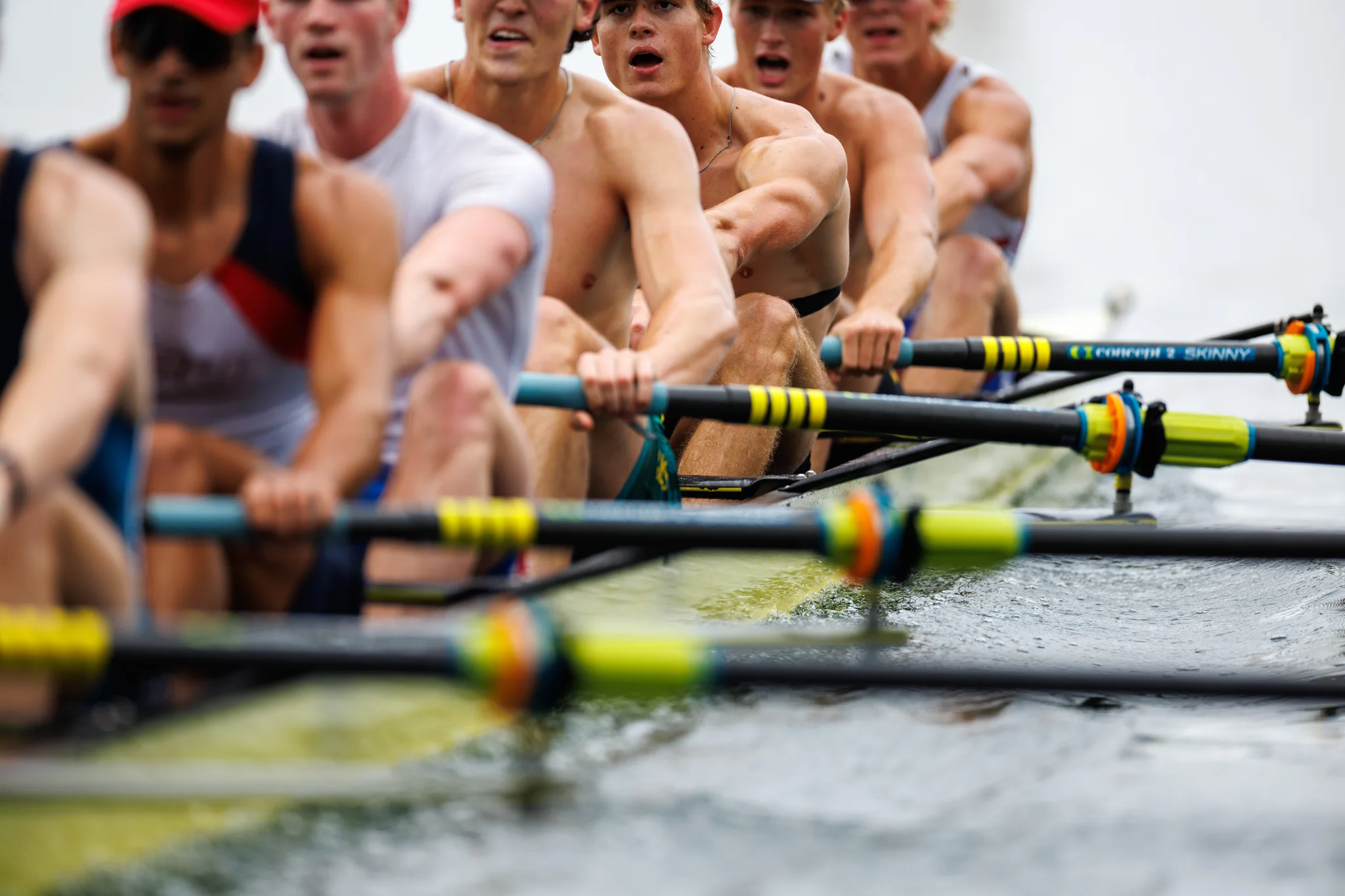 OAKLAND, CA :  September 19 2026. University of California Men’s Crew practice on the Oakland/Alameda Estuary. At the T. Gary Rogers Rowing Center. (Photo by Zach Franzezn)
