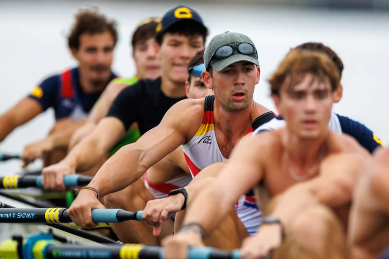 OAKLAND, CA :  September 19 2026. University of California Men’s Crew practice on the Oakland/Alameda Estuary. At the T. Gary Rogers Rowing Center. (Photo by Zach Franzezn)