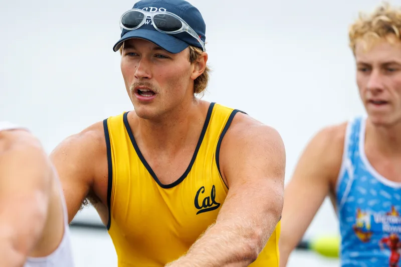 OAKLAND, CA :  September 19 2026. University of California Men’s Crew practice on the Oakland/Alameda Estuary. At the T. Gary Rogers Rowing Center. (Photo by Zach Franzezn)