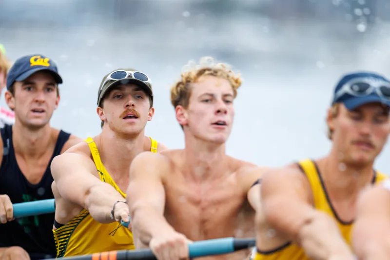 OAKLAND, CA :  September 19 2026. University of California Men’s Crew practice on the Oakland/Alameda Estuary. At the T. Gary Rogers Rowing Center. (Photo by Zach Franzezn)