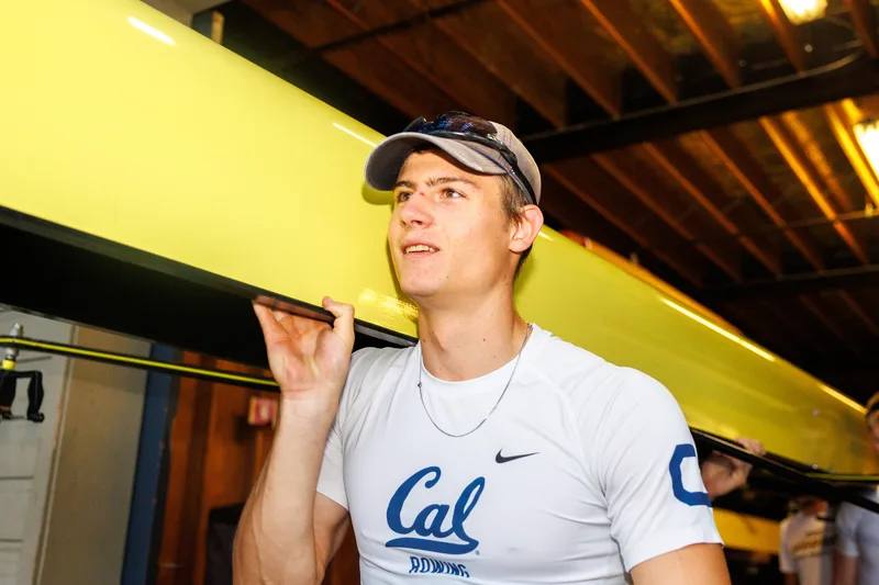 OAKLAND, CA :  September 19 2026. University of California Men’s Crew practice on the Oakland/Alameda Estuary. At the T. Gary Rogers Rowing Center. (Photo by Zach Franzezn)